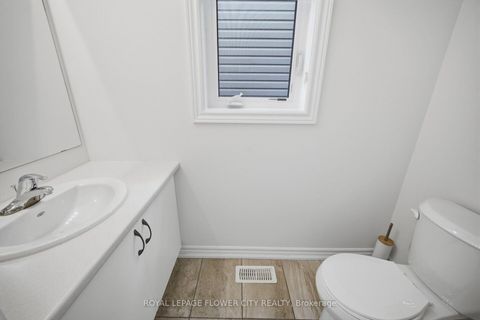 Photo 17 at 44 Rochester Drive, Rural Barrie Southeast, Barrie
