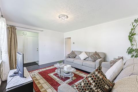 Photo 5 at 246 ELLINGTON Drive, Maryvale, Toronto