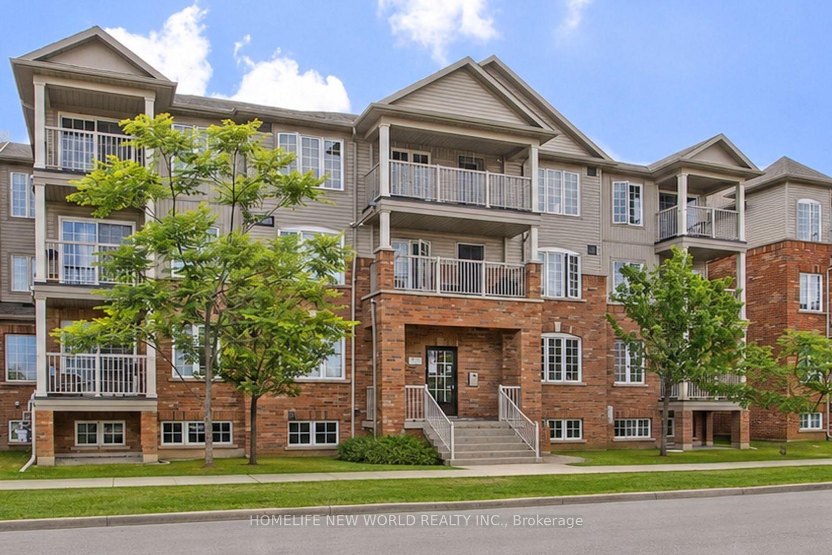 3 - 133 Isaac Devins Boulevard, Pelmo Park W5, Toronto 