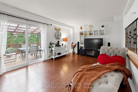 Photo 9 at 86 Halfmoon Square, Highland Creek, Toronto