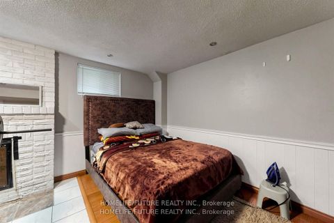 Photo 34 at 86 Halfmoon Square, Highland Creek, Toronto