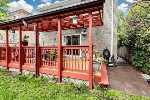 Photo 39 at 86 Halfmoon Square, Highland Creek, Toronto