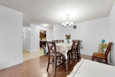 Photo 7 at 409 - 370 Dixon Road, The Westway, Toronto
