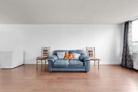 Photo 10 at 409 - 370 Dixon Road, The Westway, Toronto