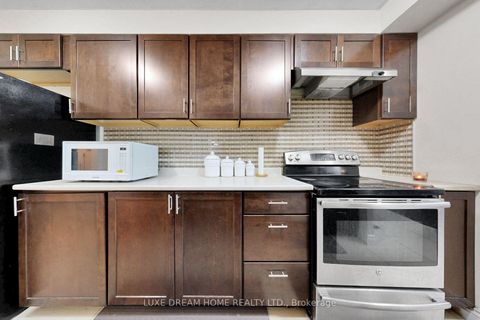 Photo 14 at 409 - 370 Dixon Road, The Westway, Toronto