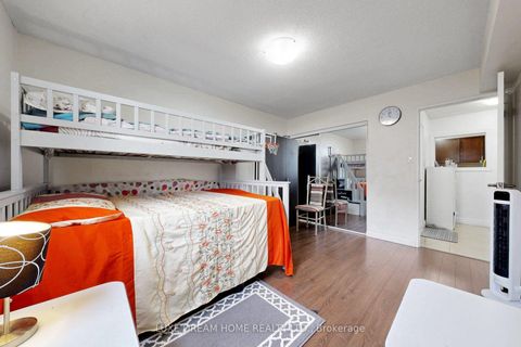 Photo 19 at 409 - 370 Dixon Road, The Westway, Toronto