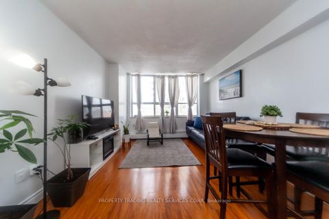 Photo 8 at 402 - 50 Lotherton Pathway, Glen Park, Toronto