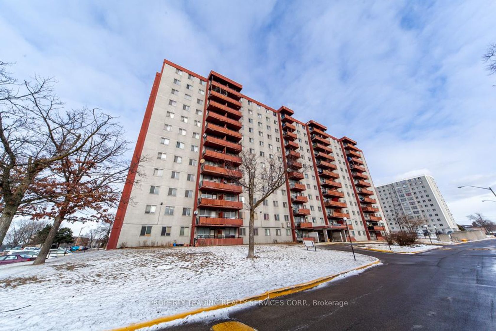 402 - 50 Lotherton Pathway, Glen Park, Toronto 