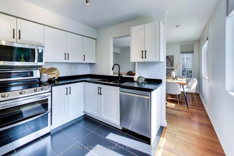Photo 9 at 1 Crawford Street, Niagara, Toronto