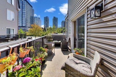 Photo 12 at 1 Crawford Street, Niagara, Toronto