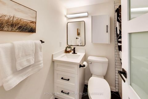 Photo 19 at 1 Crawford Street, Niagara, Toronto