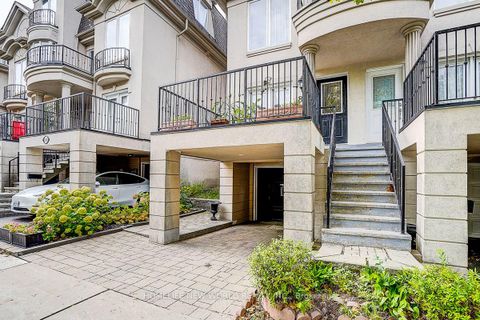 Photo 6 at 82 David Dunlap Circle, Don Mills, Toronto