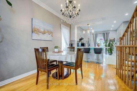 Photo 14 at 82 David Dunlap Circle, Don Mills, Toronto