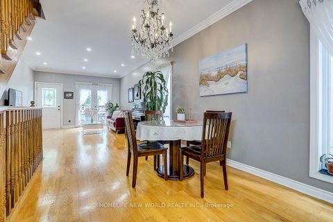 Photo 15 at 82 David Dunlap Circle, Don Mills, Toronto