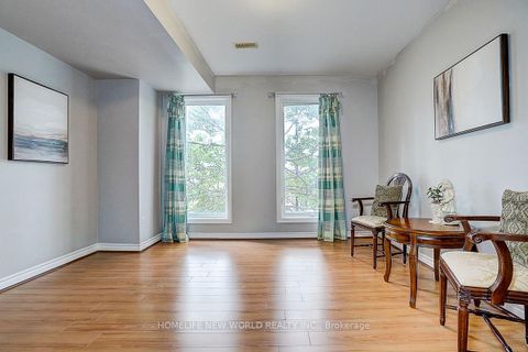 Photo 31 at 82 David Dunlap Circle, Don Mills, Toronto