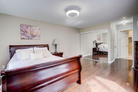 Photo 37 at 82 David Dunlap Circle, Don Mills, Toronto
