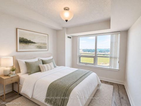 Photo 4 at 1111 - 1070 Sheppard Avenue W, York University Heights, Toronto
