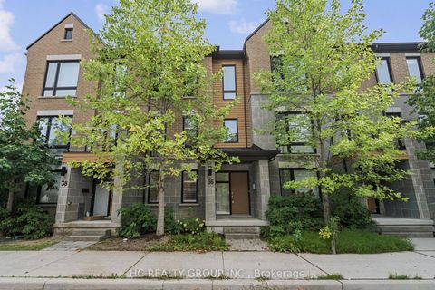 Photo 1 at 36 Kenneth Wood Crescent, Newtonbrook East, Toronto