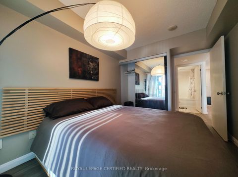 Photo 10 at 552 - 111 Elizabeth Street, Bay Street Corridor, Toronto