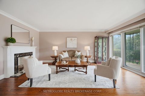 Photo 14 at 28 Eldorado Court, York University Heights, Toronto