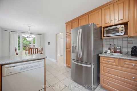 Photo 21 at 28 Eldorado Court, York University Heights, Toronto