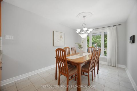 Photo 22 at 28 Eldorado Court, York University Heights, Toronto