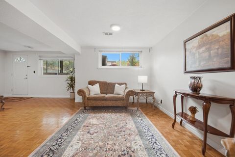 Photo 36 at 28 Eldorado Court, York University Heights, Toronto