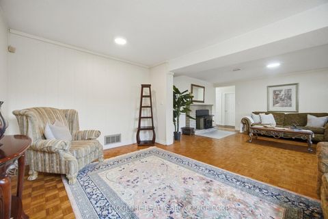 Photo 37 at 28 Eldorado Court, York University Heights, Toronto