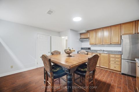 Photo 39 at 28 Eldorado Court, York University Heights, Toronto