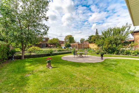 Photo 43 at 28 Eldorado Court, York University Heights, Toronto
