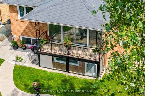 Photo 47 at 28 Eldorado Court, York University Heights, Toronto