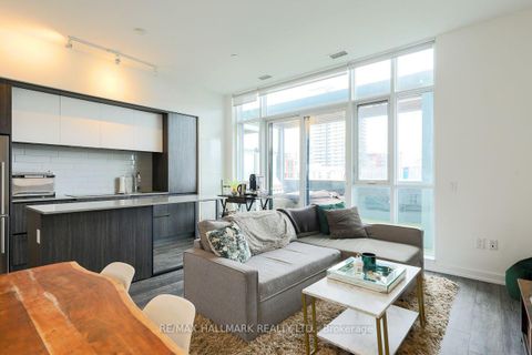 Photo 7 at 405 - 225 Sumach Street, Regent Park, Toronto