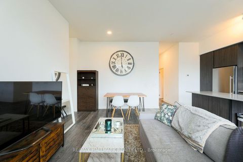 Photo 8 at 405 - 225 Sumach Street, Regent Park, Toronto
