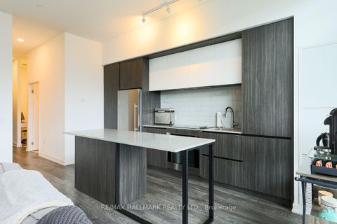 Photo 15 at 405 - 225 Sumach Street, Regent Park, Toronto