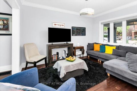 Photo 4 at 292 Arlington Avenue, Oakwood Village, Toronto
