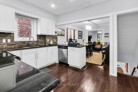 Photo 12 at 292 Arlington Avenue, Oakwood Village, Toronto