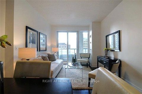 Photo 4 at 1810 - 35 Balmuto Street, Bay Street Corridor, Toronto