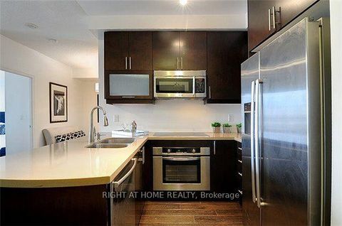 Photo 6 at 1810 - 35 Balmuto Street, Bay Street Corridor, Toronto
