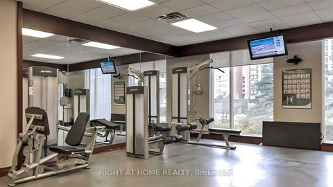 Photo 25 at 1810 - 35 Balmuto Street, Bay Street Corridor, Toronto