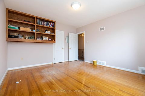 Photo 29 at 173 Ridley Boulevard, Nortown, Toronto