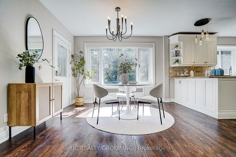 Photo 10 at 19 Lower Links Road, Windfields, Toronto