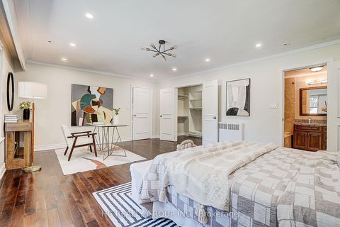 Photo 23 at 19 Lower Links Road, Windfields, Toronto
