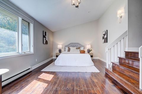 Photo 26 at 19 Lower Links Road, Windfields, Toronto