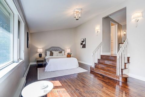 Photo 27 at 19 Lower Links Road, Windfields, Toronto