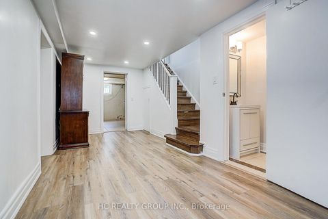 Photo 39 at 19 Lower Links Road, Windfields, Toronto