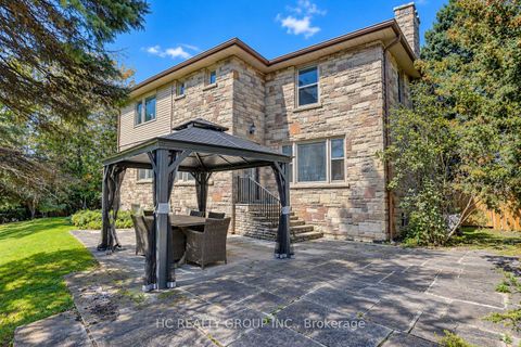 Photo 40 at 19 Lower Links Road, Windfields, Toronto