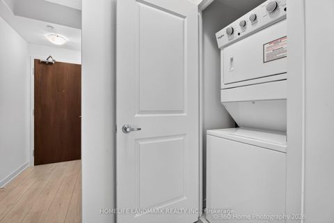 Photo 5 at 1008 - 4955 Yonge Street, Willowdale East, Toronto