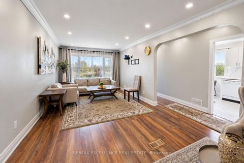 Photo 1 at 49 Barrhead Crescent, Kipling, Toronto