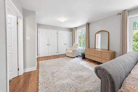 Photo 9 at 49 Barrhead Crescent, Kipling, Toronto