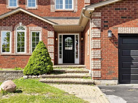 Photo 2 at 75 Ambler Bay, Georgian Drive, Barrie
